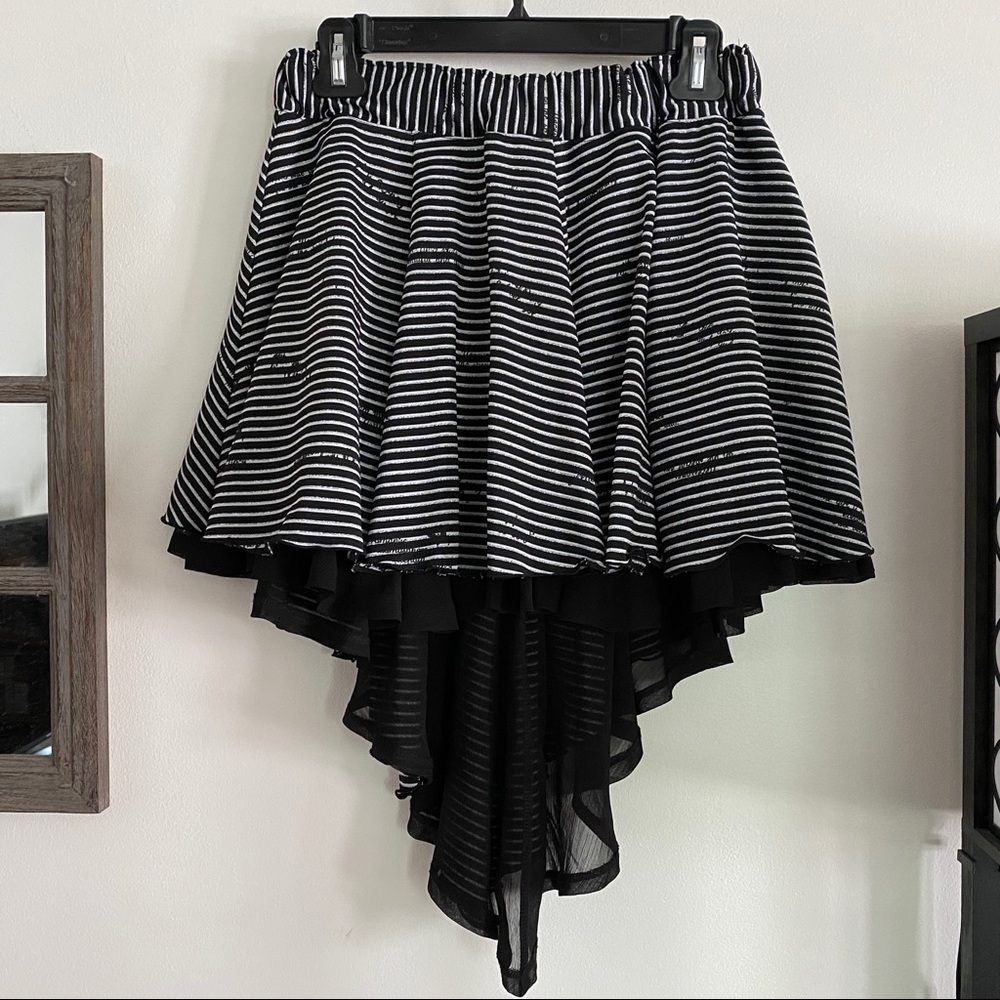 h.Naoto Honey asymmetrical flowy striped skirt